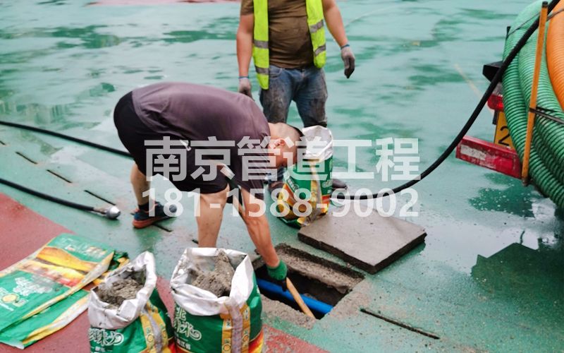 南湾营管道清淤