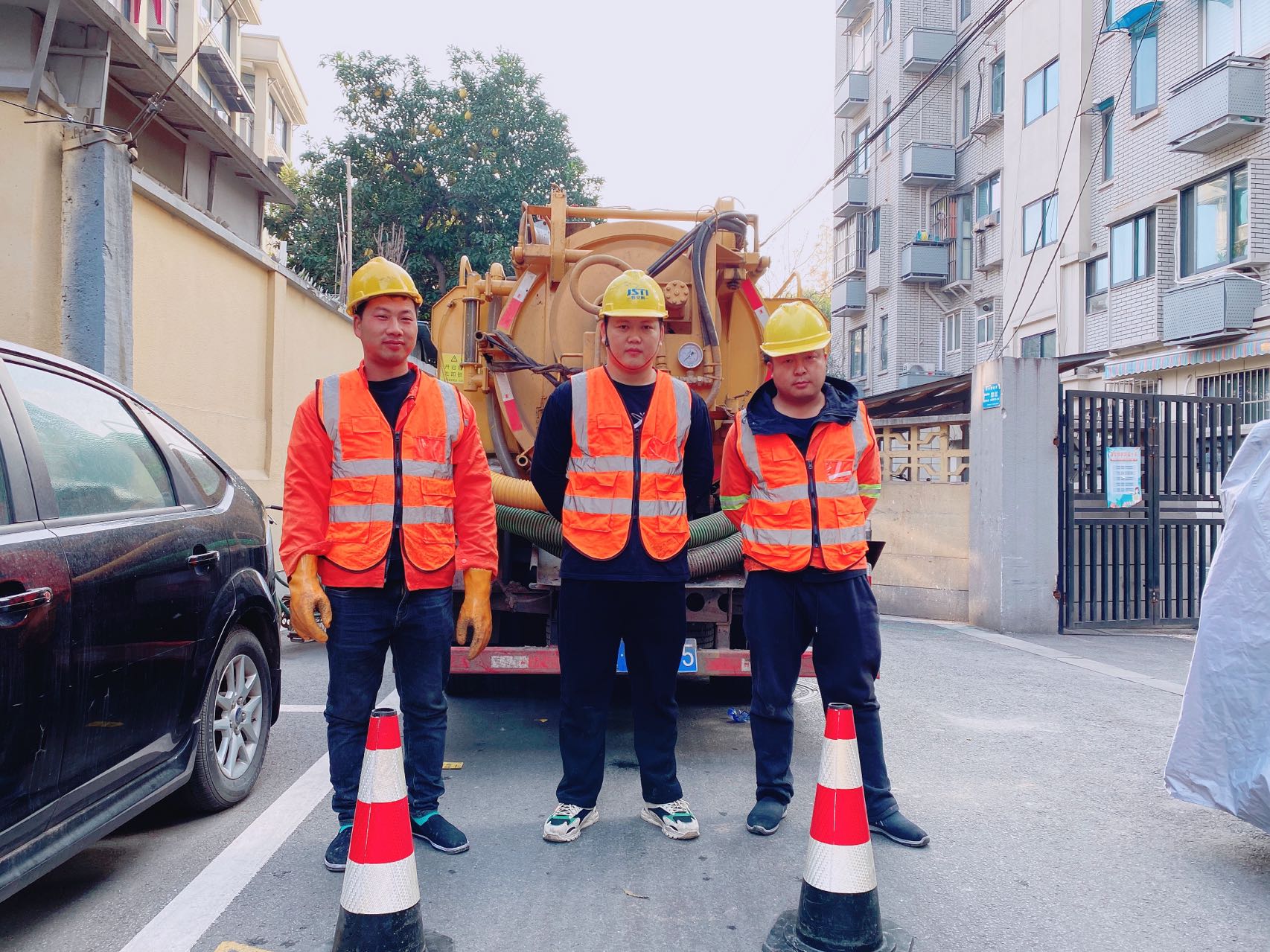 南湾营南京某小区管道清淤检测施工